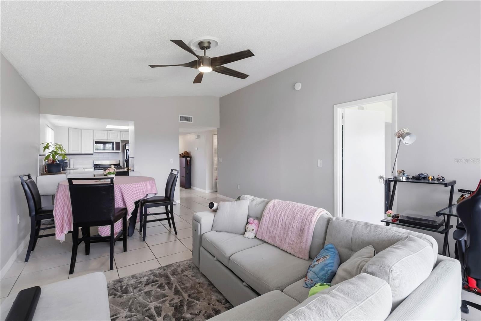1064 LOTUS PARKWAY 941