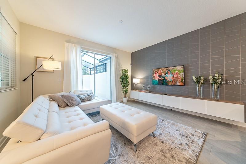 STOREY LAKE PH 3 - Residential