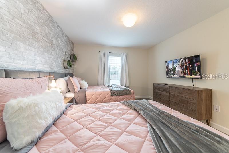 STOREY LAKE PH 3 - Residential