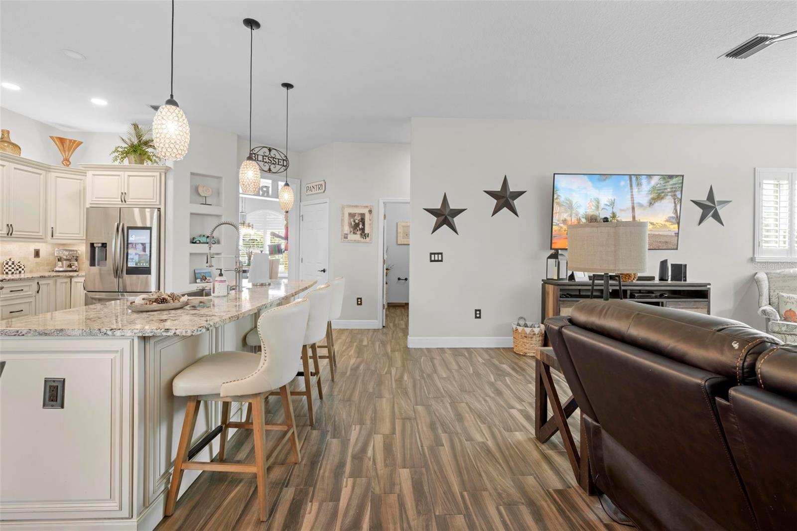 PRISTINE PLACE PH 1 - Residential