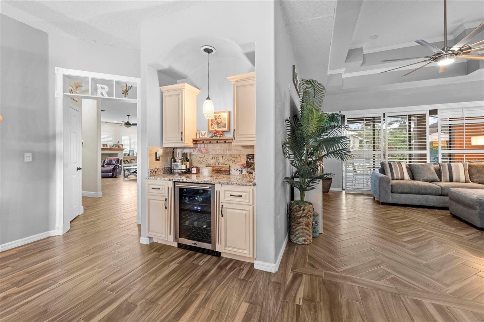 PRISTINE PLACE PH 1 - Residential