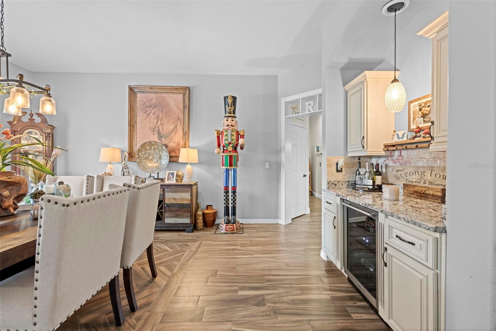 PRISTINE PLACE PH 1 - Residential