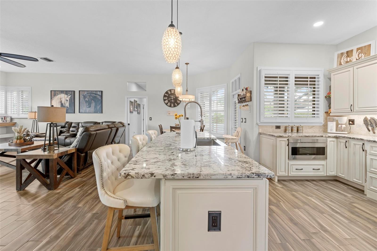 PRISTINE PLACE PH 1 - Residential