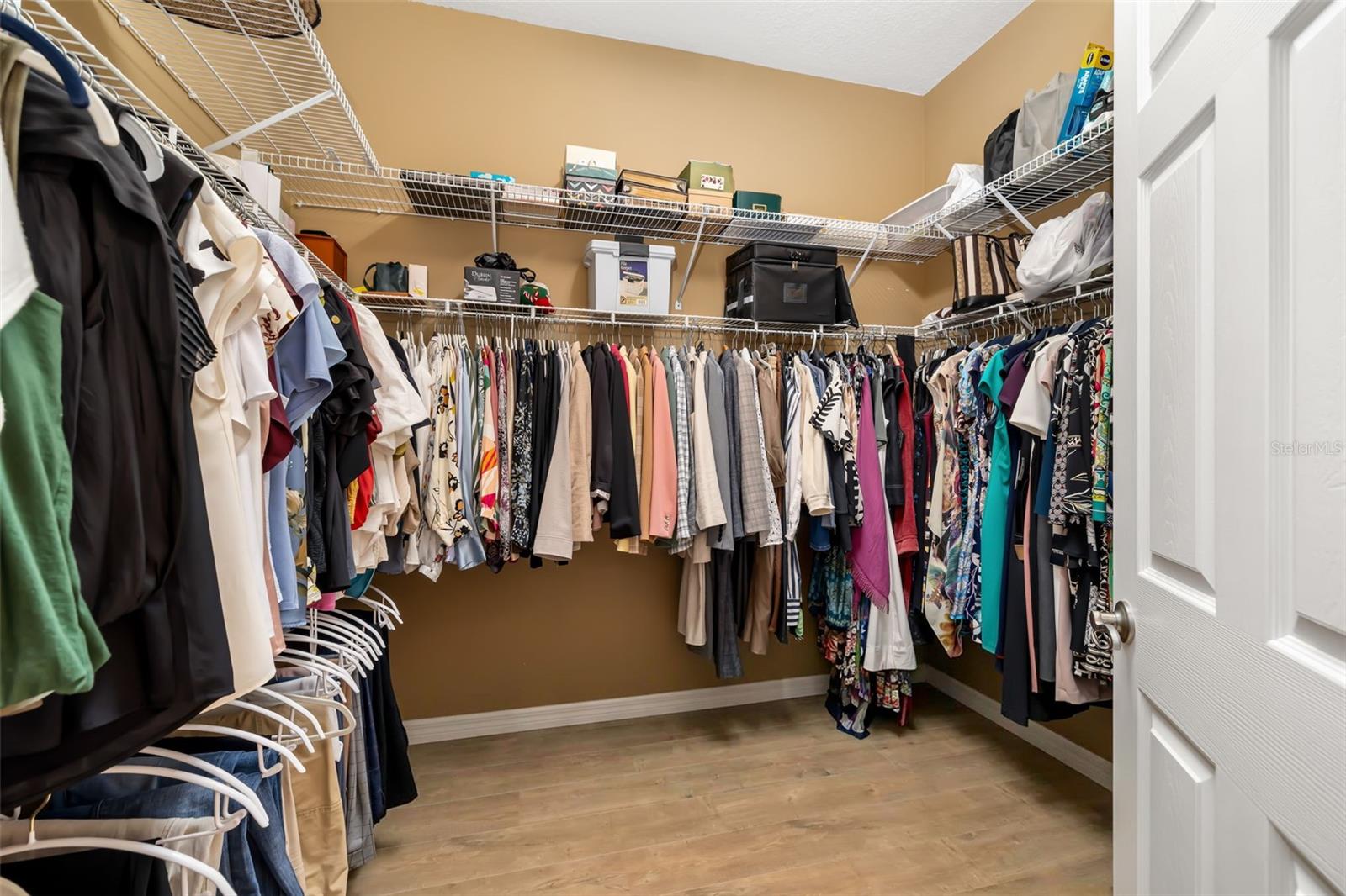 RIVER WOODS PH II - Residential