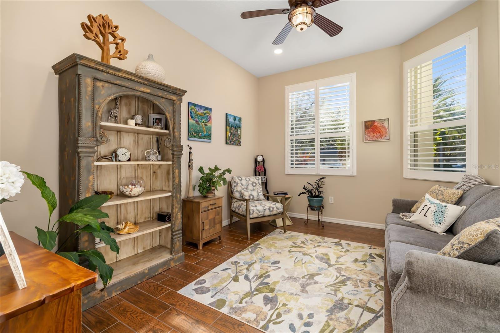 RIVER WOODS PH II - Residential