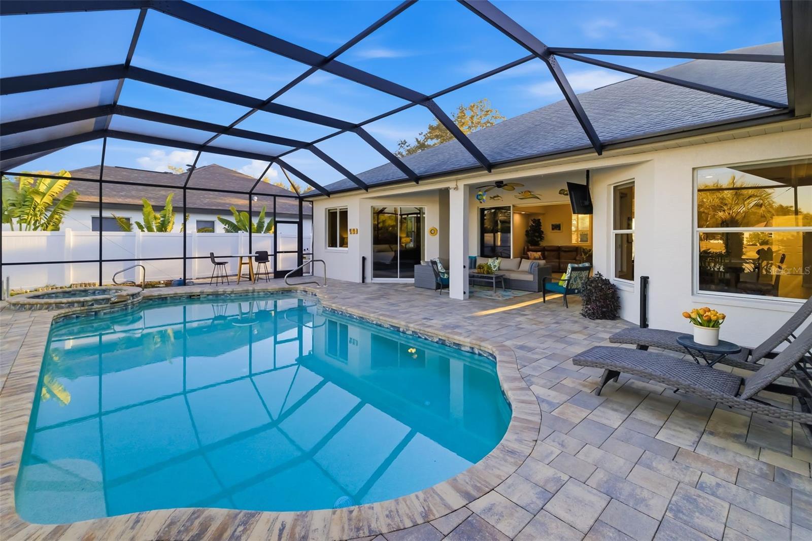 RIVER WOODS PH II - Residential