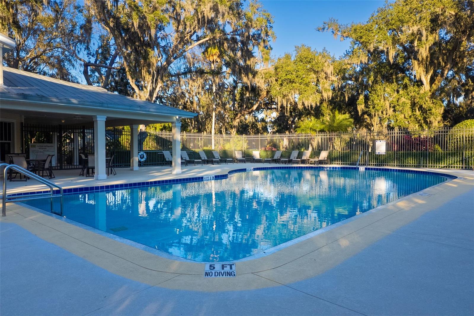 RIVER WOODS PH II - Residential