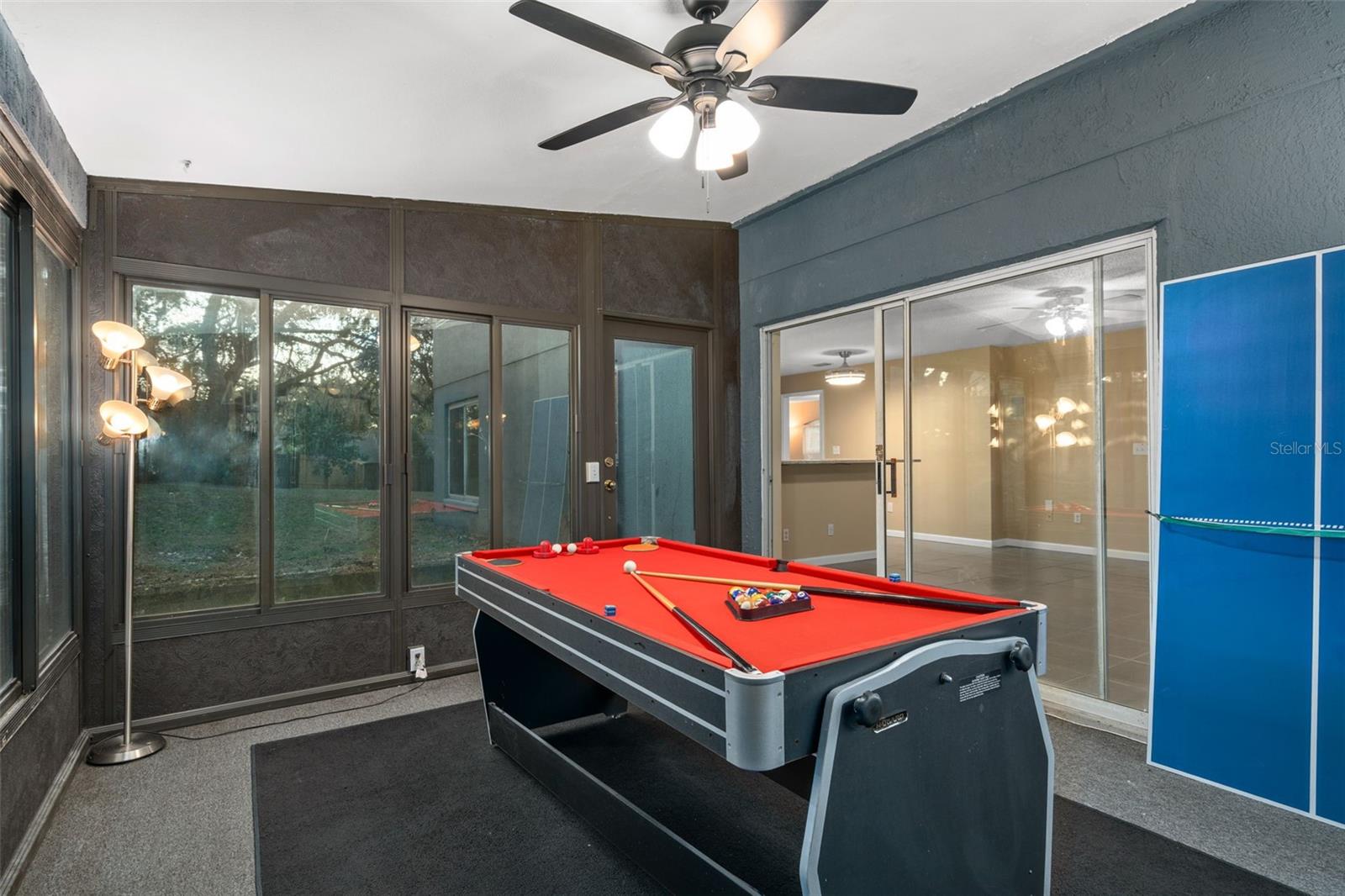 LONG LAKE SHORES - Residential