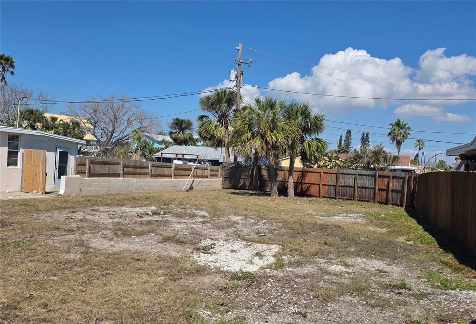 432 S BAYSHORE DRIVE