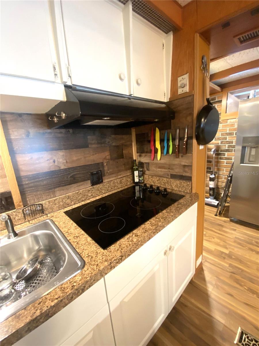 TRAILER ESTATES FOURTH ADD - Residential