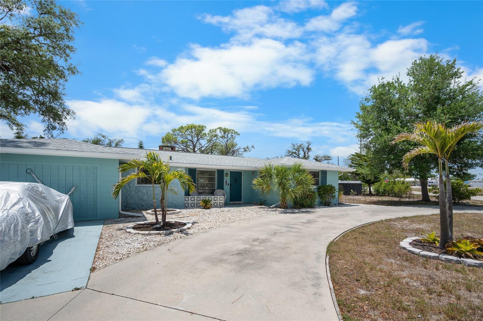 BAY VIEW MANOR - Residential