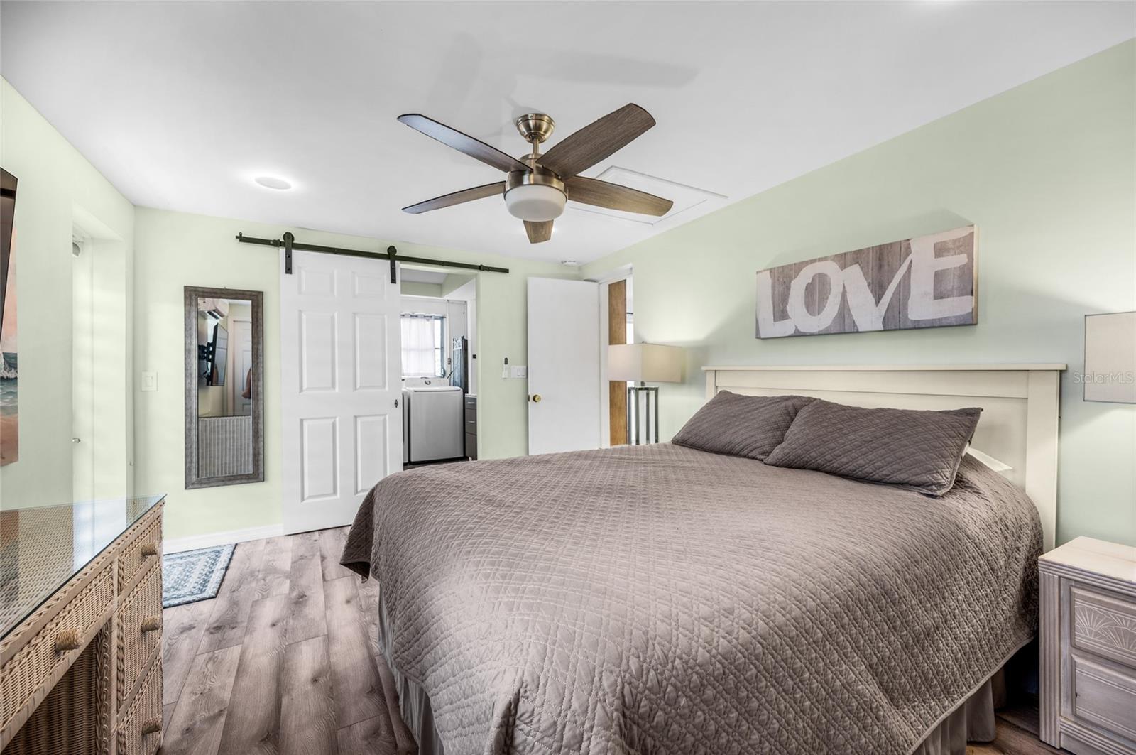 BAY VIEW MANOR - Residential