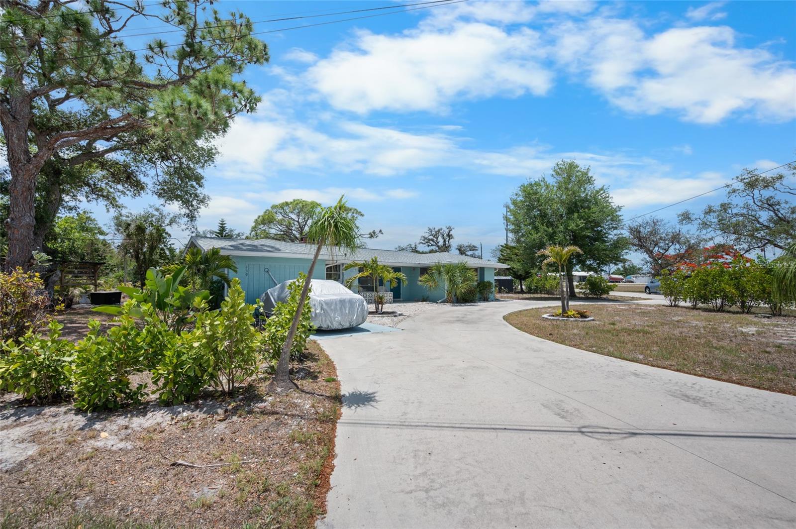 BAY VIEW MANOR - Residential
