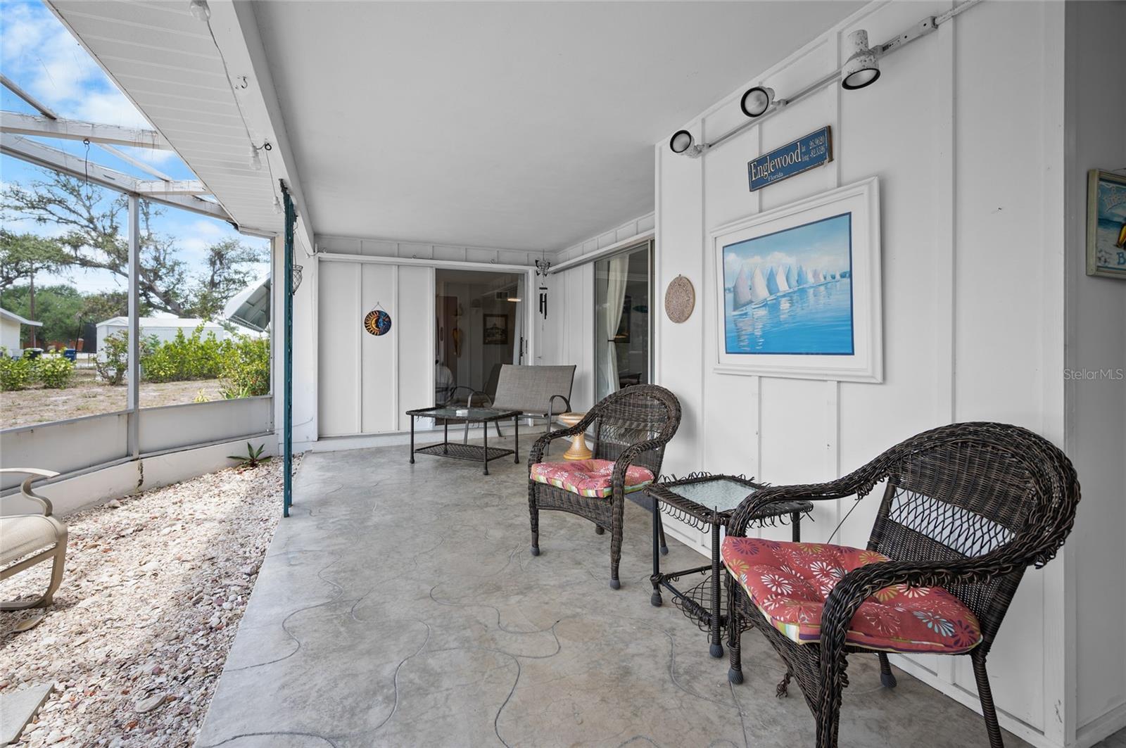 BAY VIEW MANOR - Residential