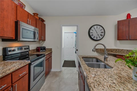 Tiny photo for 8680 SE 160th Place, Summerfield, FL 34491 (MLS # G5119279)