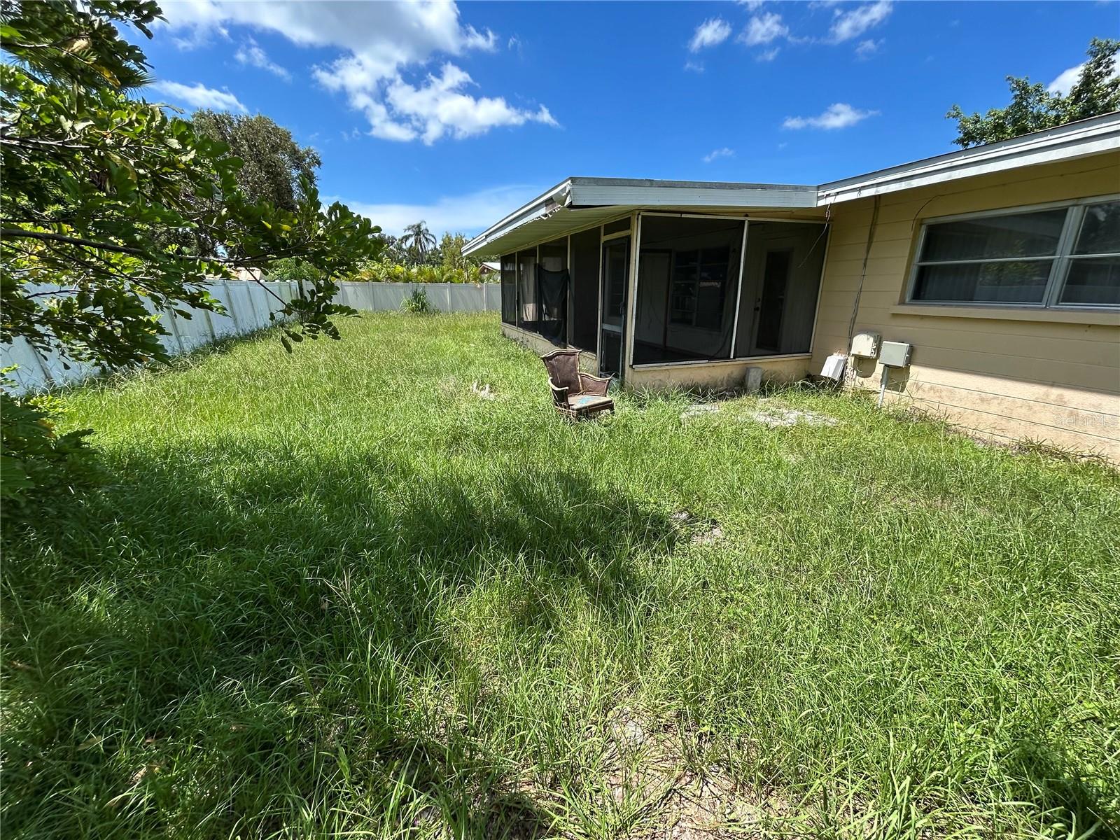 WHITFIELD COUNTRY CLUB ESTATES 1 - Residential Lease