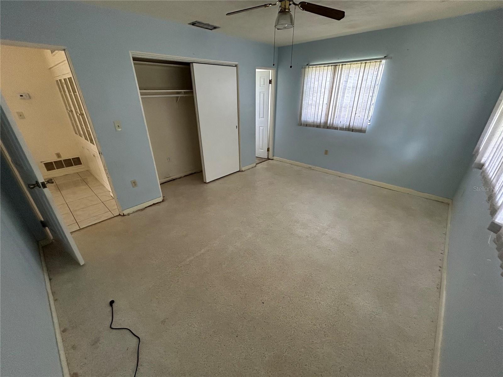 WHITFIELD COUNTRY CLUB ESTATES 1 - Residential Lease