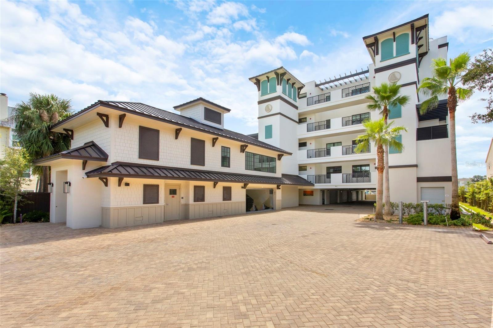 455 PINELLAS BAYWAY S 2B
