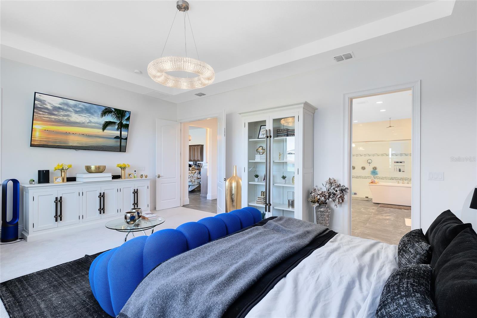 EAGLE CREEK - Residential