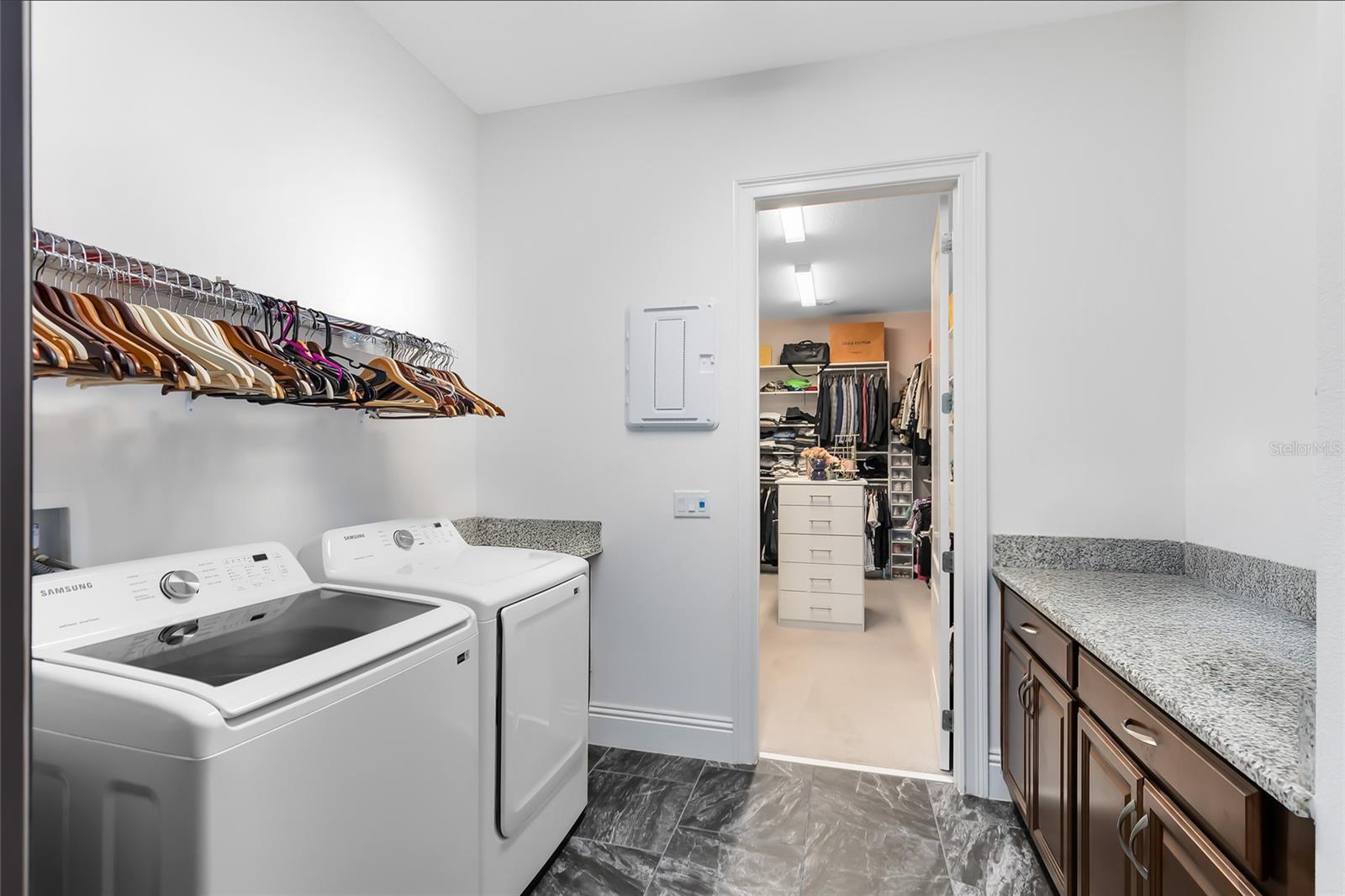 EAGLE CREEK - Residential