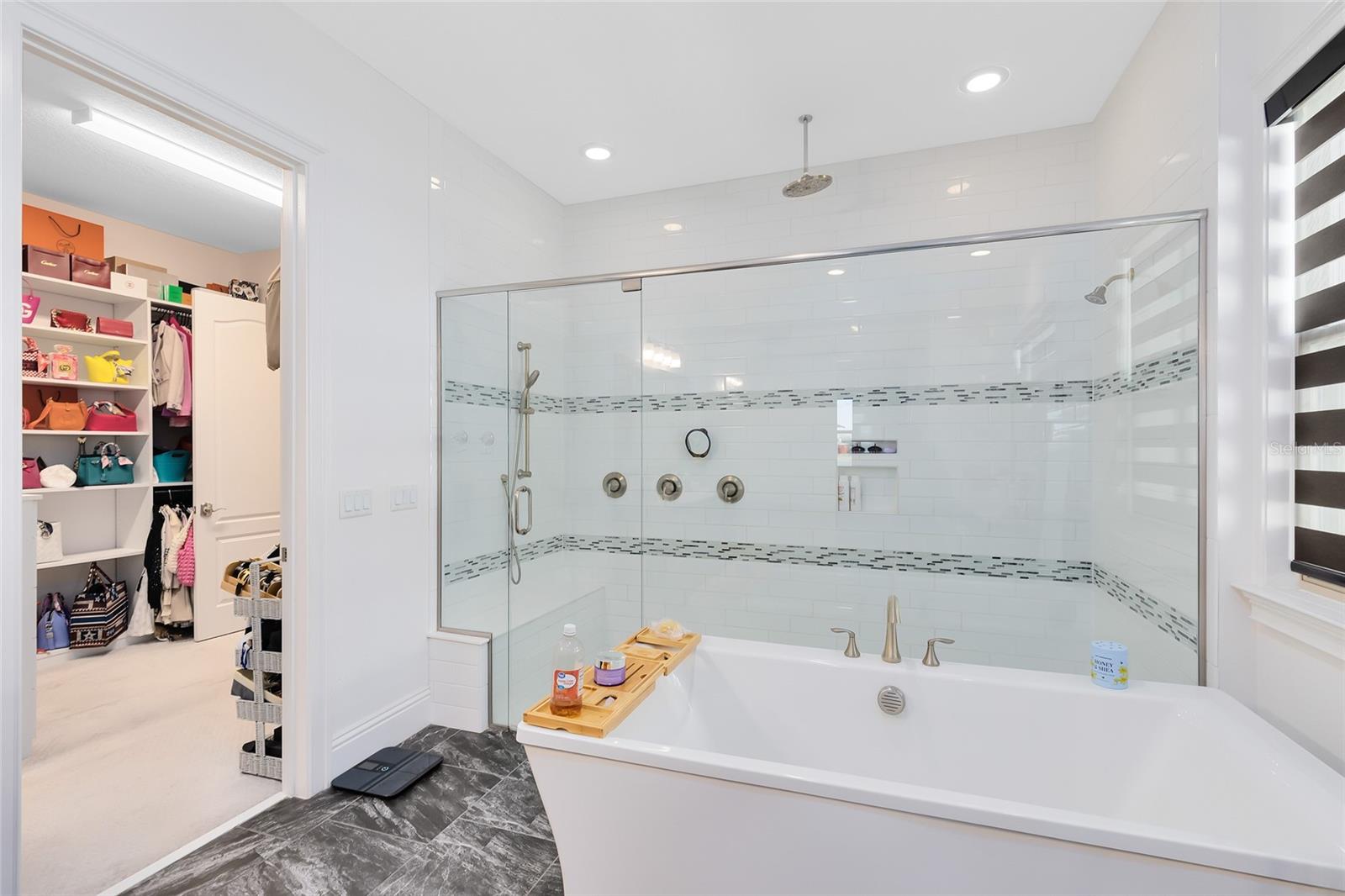 EAGLE CREEK - Residential