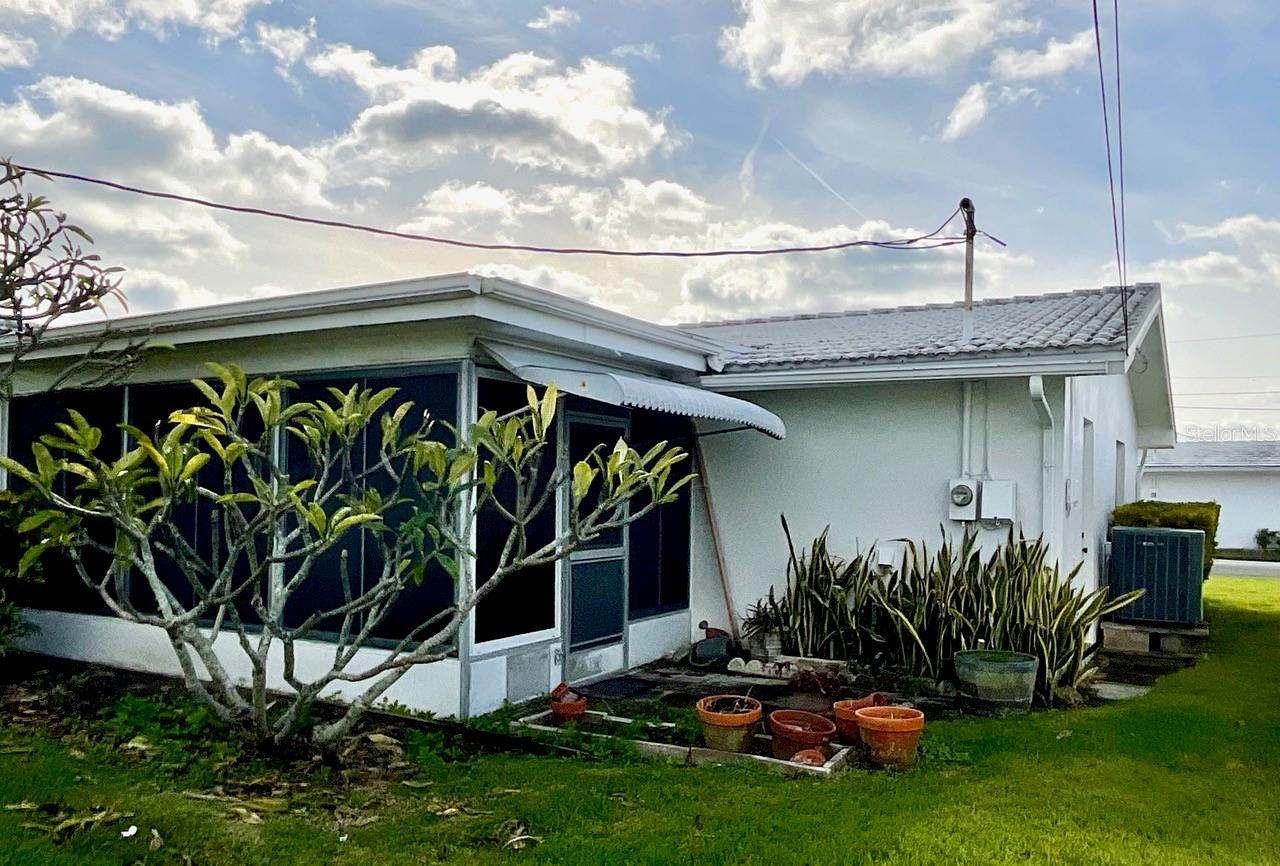 MAINLANDS OF TAMARAC BY THE GULF UNIT 3 CONDO - Residential