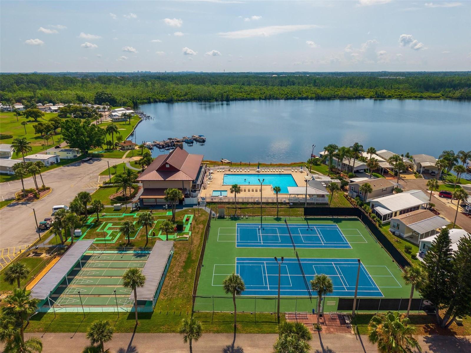 OUTDOOR RESORTS AMERICA - Residential