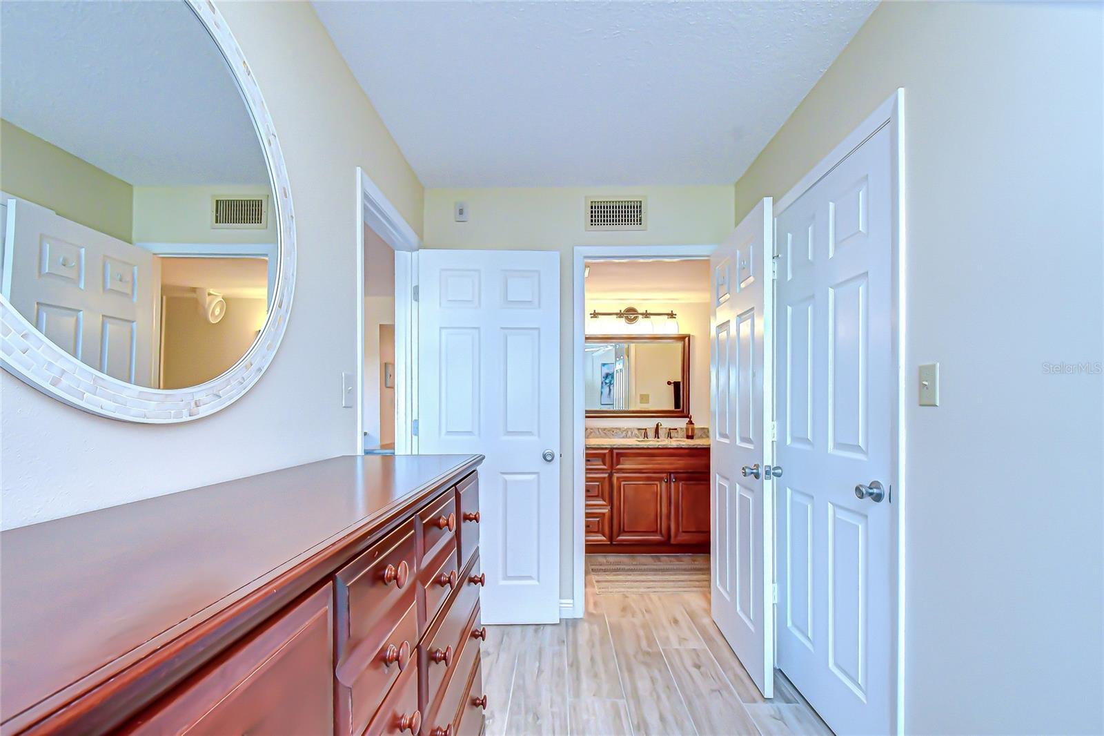 LONG BAYOU - Residential