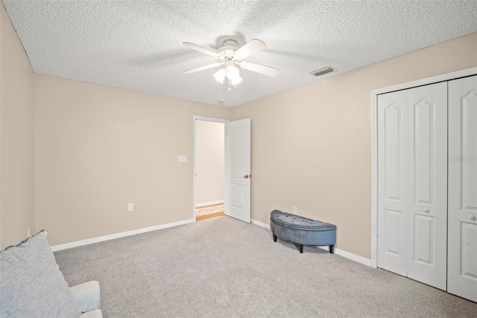 OAKTRAILS AT MEADOWRIDGE, THE PHASE V - Residential