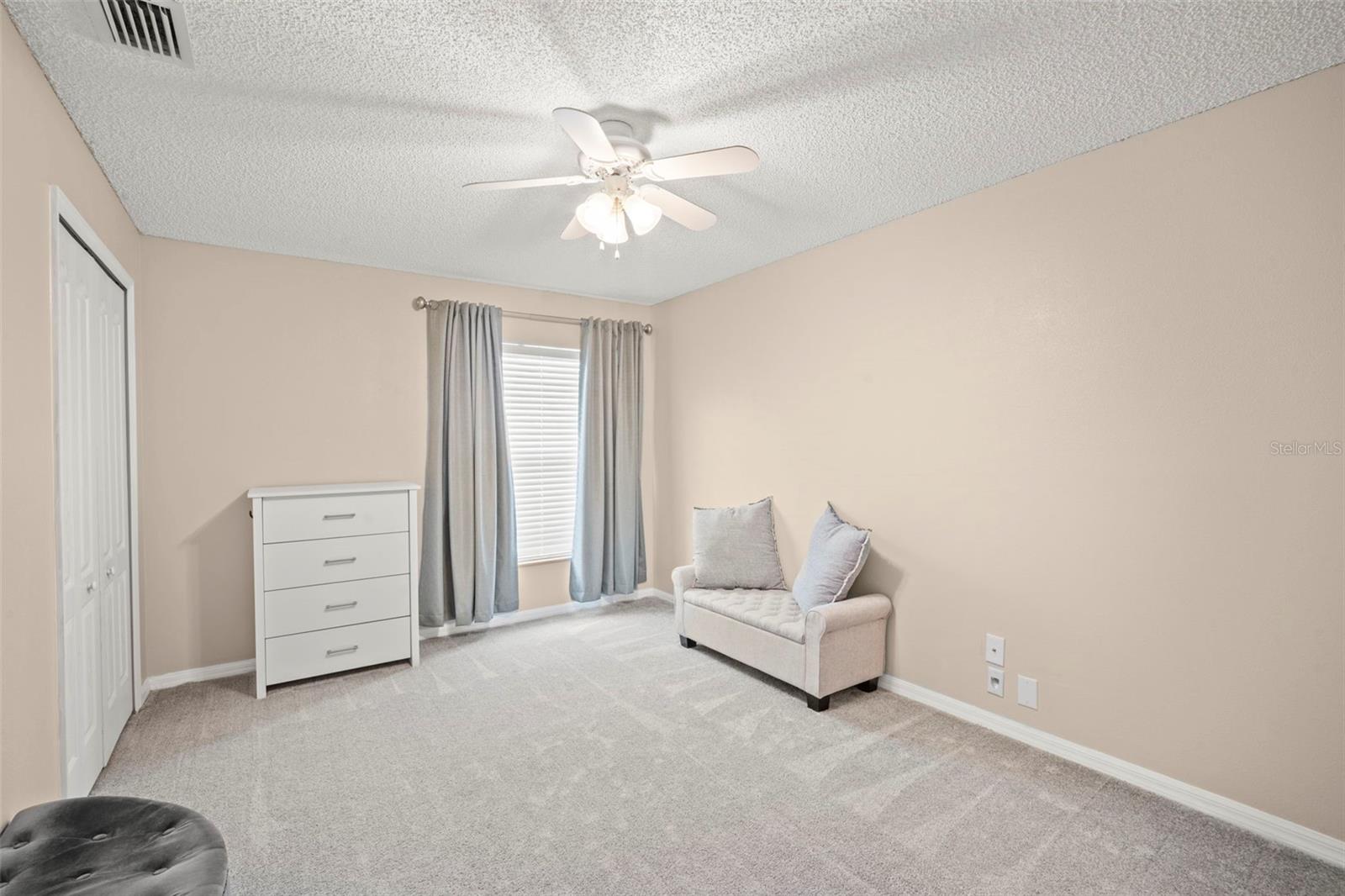 OAKTRAILS AT MEADOWRIDGE, THE PHASE V - Residential