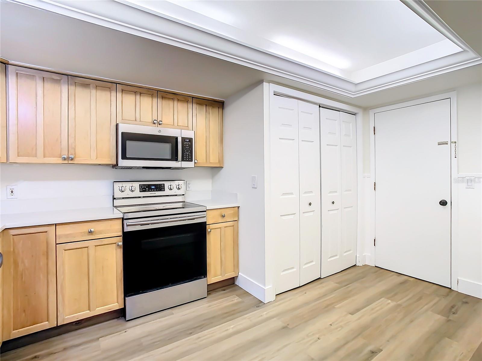 CEDAR HOLLOW CONDO TOWNH - Residential