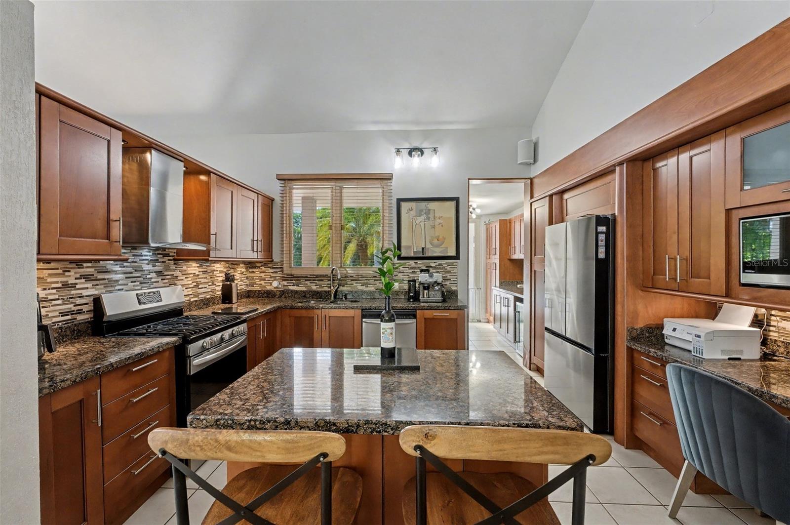 SABANERA DE DORADO - Residential