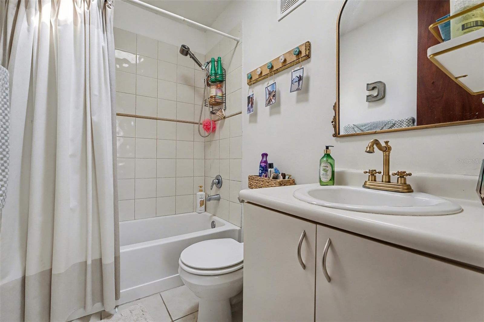 SABANERA DE DORADO - Residential