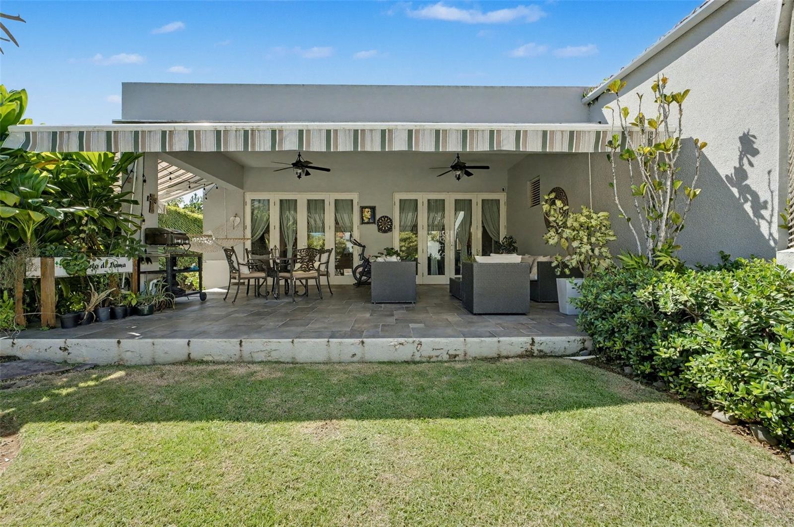 SABANERA DE DORADO - Residential