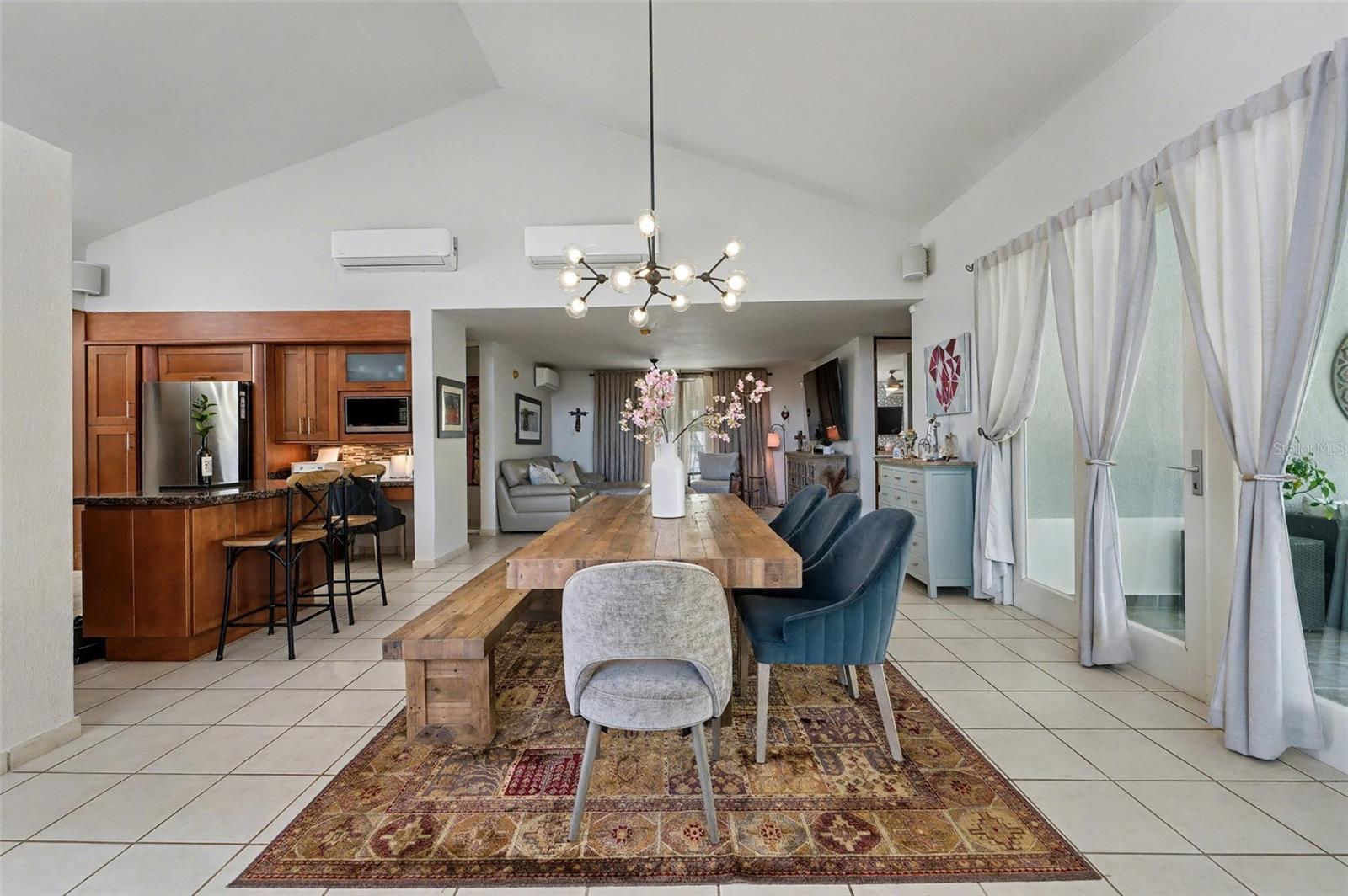 SABANERA DE DORADO - Residential