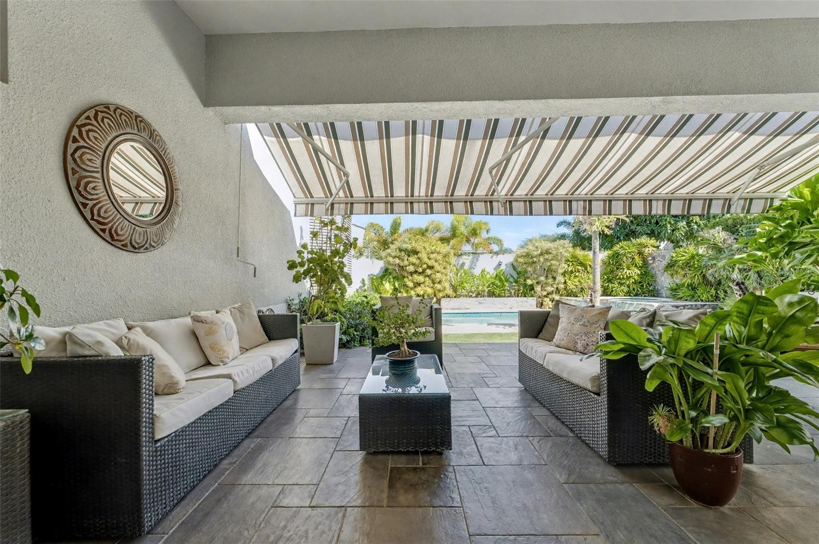 SABANERA DE DORADO - Residential