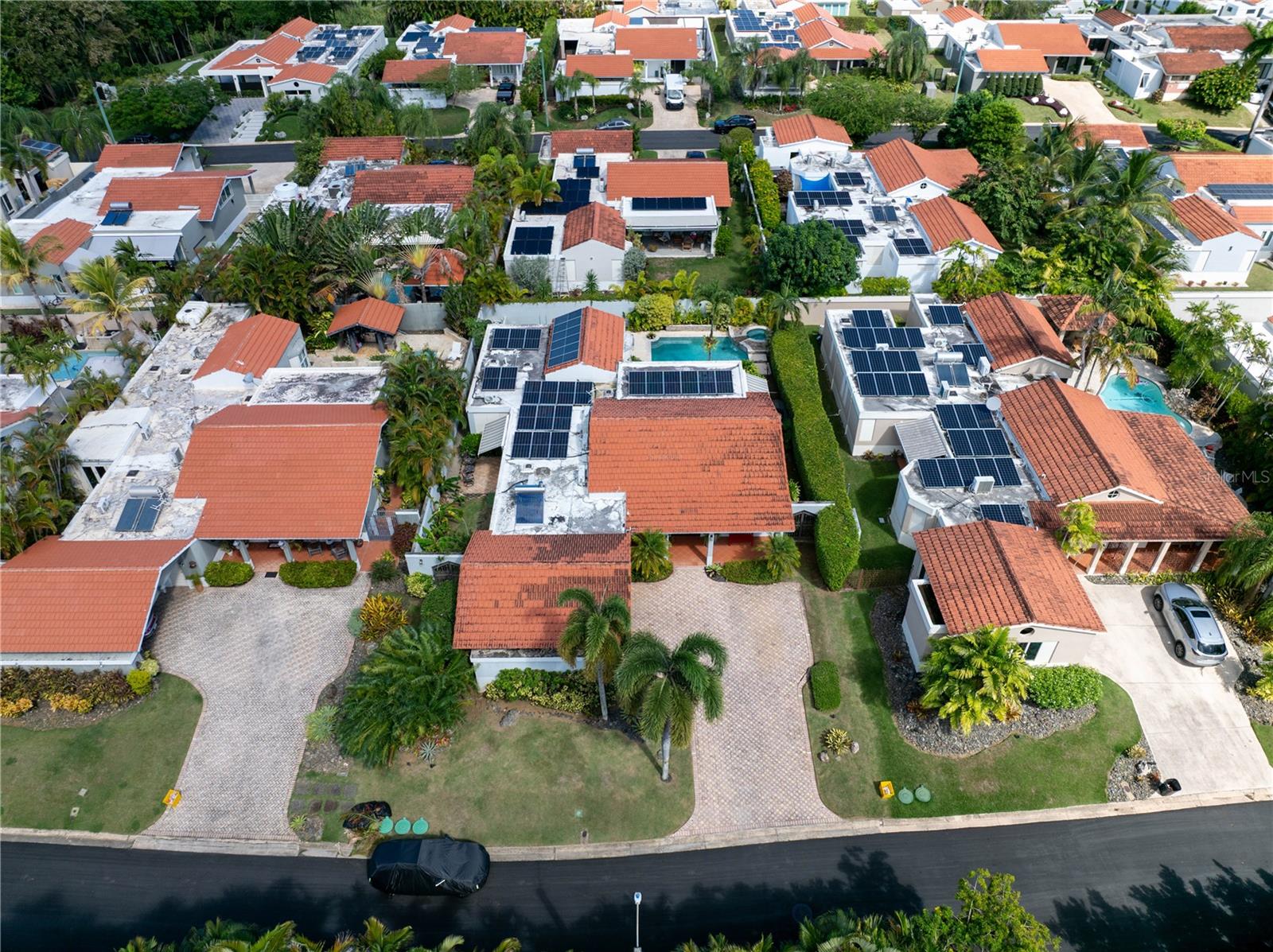 SABANERA DE DORADO - Residential