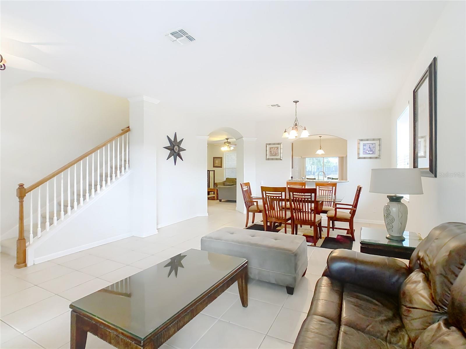 2543 HOLTROCK STREET