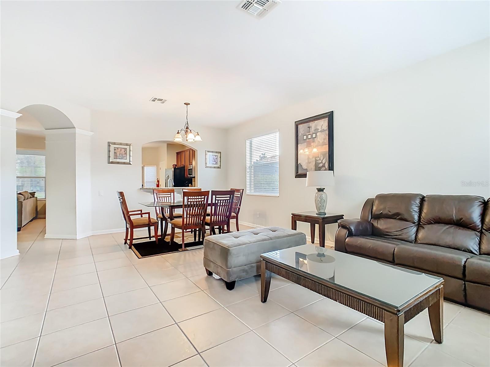 2543 HOLTROCK STREET