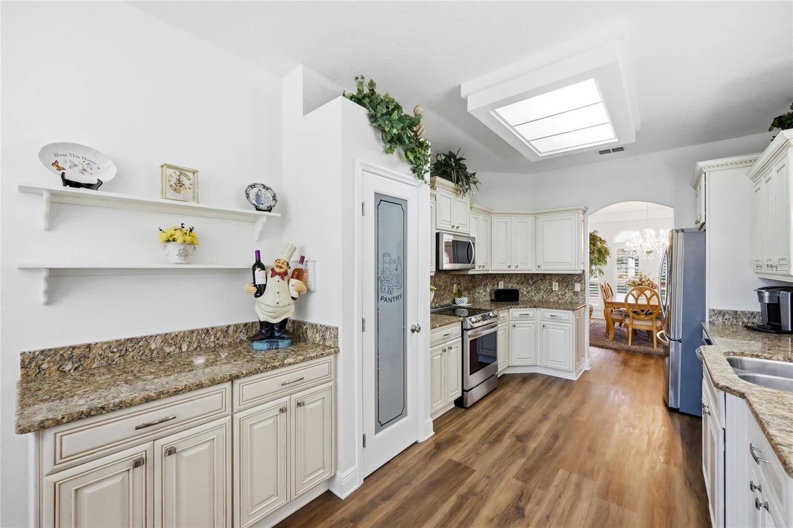 CAMBRIDGE AT KINGS RIDGE - Residential