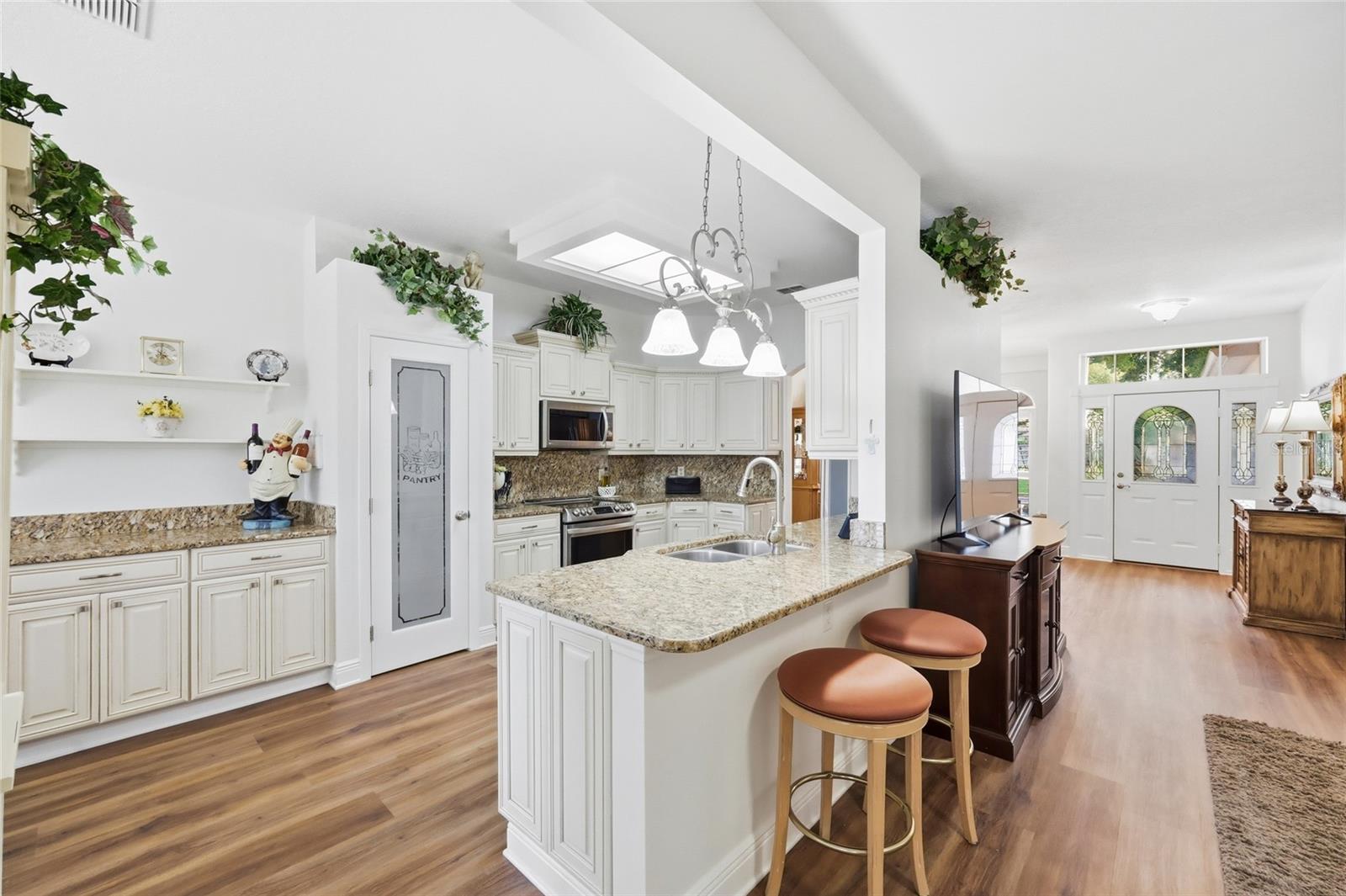 CAMBRIDGE AT KINGS RIDGE - Residential