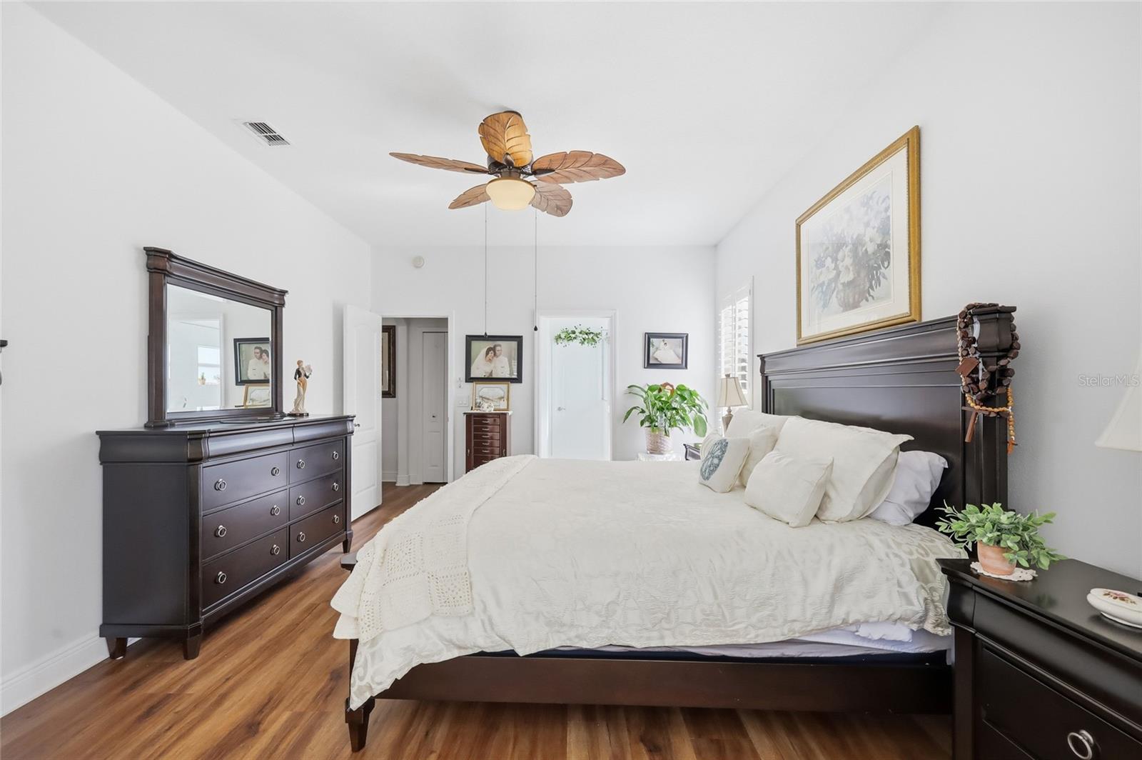 CAMBRIDGE AT KINGS RIDGE - Residential