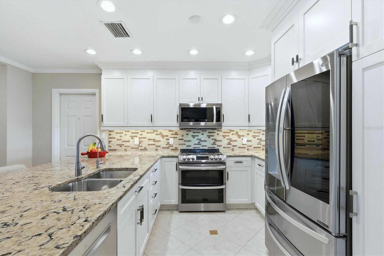 GOLDEN BEACH SUB - Residential