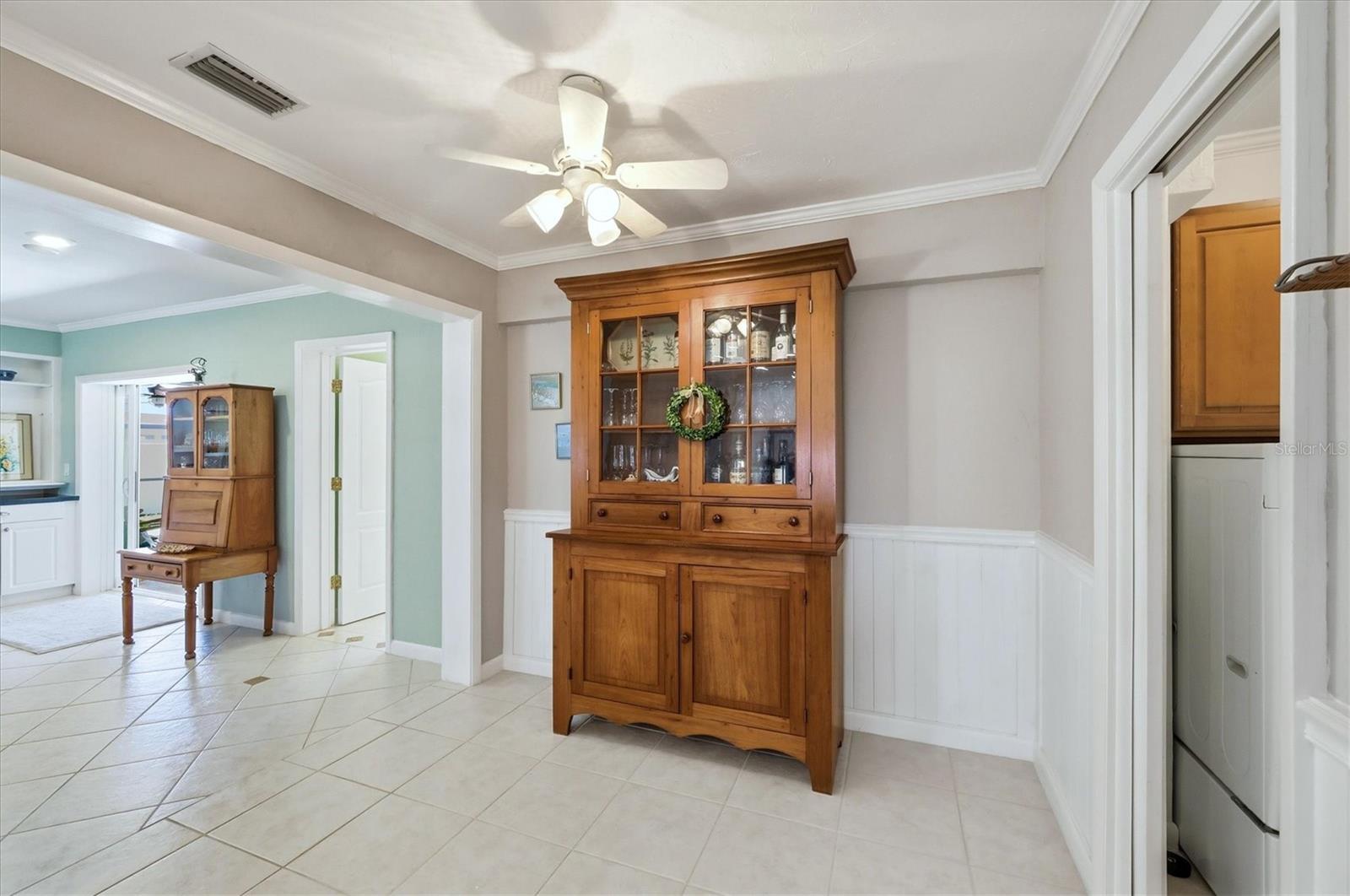 GOLDEN BEACH SUB - Residential