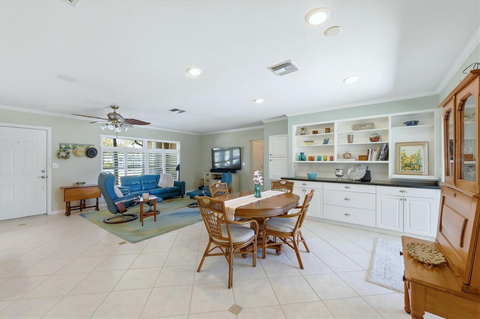 GOLDEN BEACH SUB - Residential