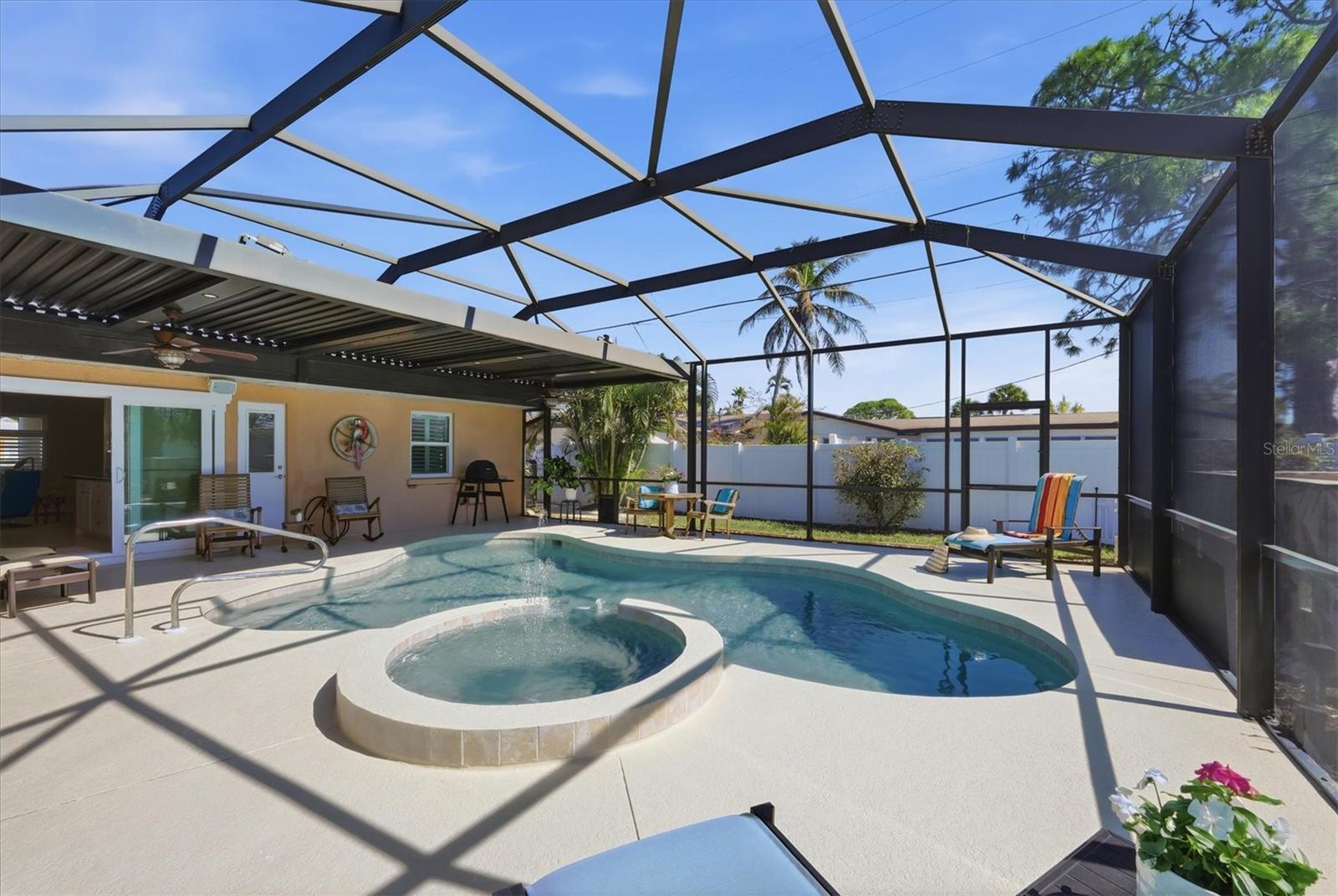 GOLDEN BEACH SUB - Residential