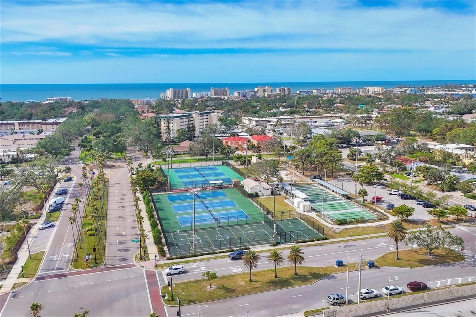 GOLDEN BEACH SUB - Residential