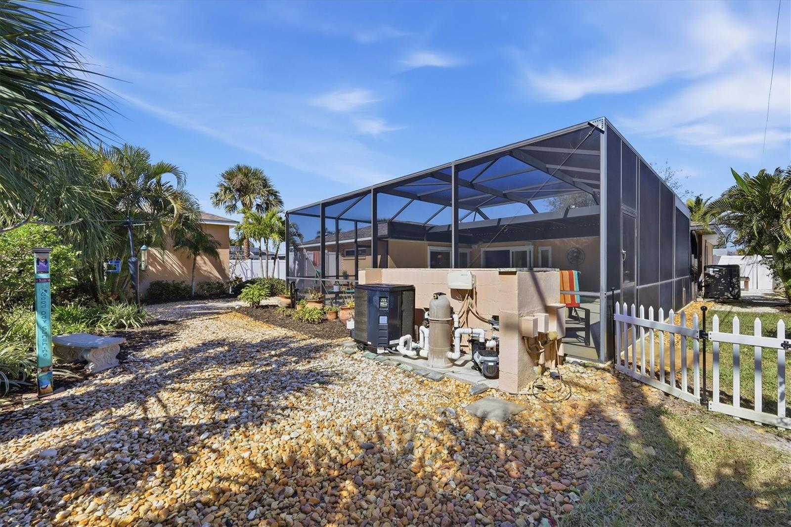 GOLDEN BEACH SUB - Residential