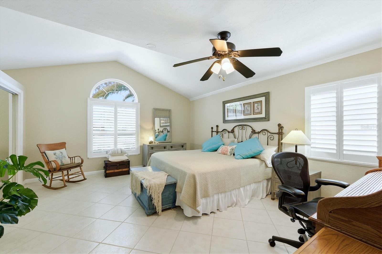 GOLDEN BEACH SUB - Residential