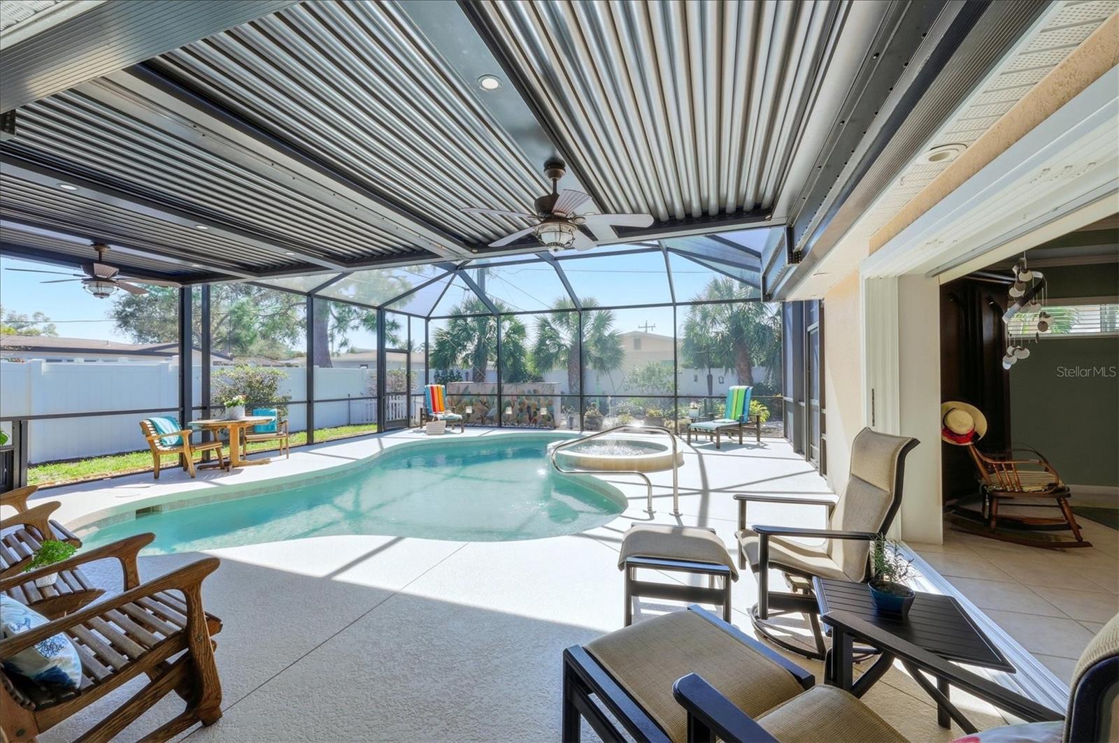 GOLDEN BEACH SUB - Residential